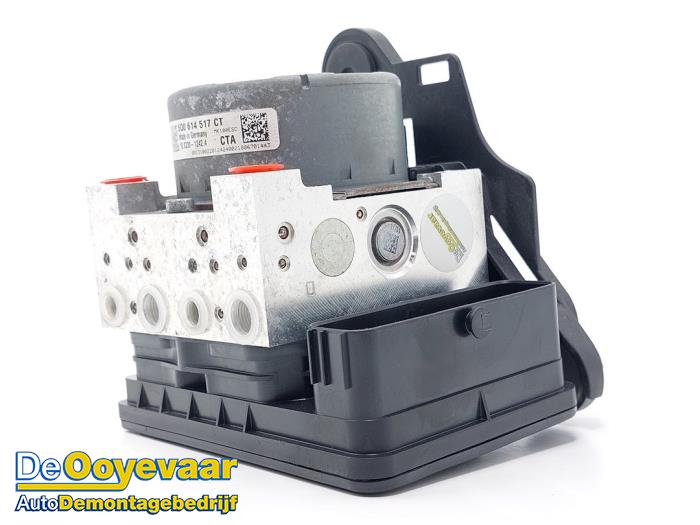 Gebruikte ABS Pomp Seat Leon ST (5FF) 1.4 TSI ACT 16V Prijs € 29,99 Margeregeling aangeboden door Autodemontagebedrijf De Ooyevaar