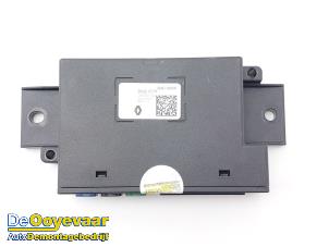 Gebruikte Parkeerhulp computer Renault Megane E-Tech (RCB) 40 kWh Prijs € 279,99 Margeregeling aangeboden door Autodemontagebedrijf De Ooyevaar