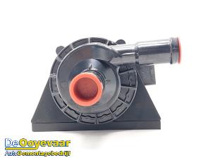 Gebruikte Extra waterpomp BYD Atto 3 60kWh Prijs € 119,99 Margeregeling aangeboden door Autodemontagebedrijf De Ooyevaar