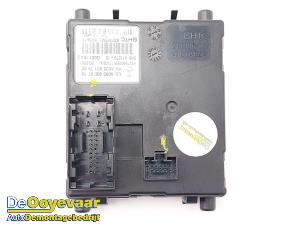 Gebruikte Computer Kachel Mercedes C (W205) C-300 e 2.0 16V 4-Matic Prijs € 39,99 Margeregeling aangeboden door Autodemontagebedrijf De Ooyevaar
