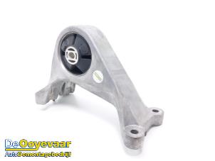 Gebruikte Motorrubber Renault Megane E-Tech (RCB) 40 kWh Prijs € 49,99 Margeregeling aangeboden door Autodemontagebedrijf De Ooyevaar