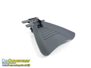 Gebruikte Camera voorzijde BMW 2 serie Active Tourer (F45) 216i 1.5 TwinPower Turbo 12V Prijs € 125,00 Margeregeling aangeboden door Autodemontagebedrijf De Ooyevaar