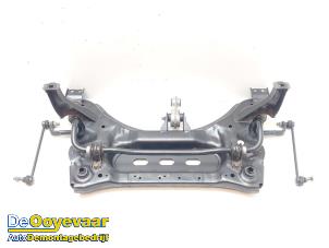 Gebruikte Subframe Renault Kadjar (RFEH) 1.2 Energy TCE 130 Prijs € 149,99 Margeregeling aangeboden door Autodemontagebedrijf De Ooyevaar