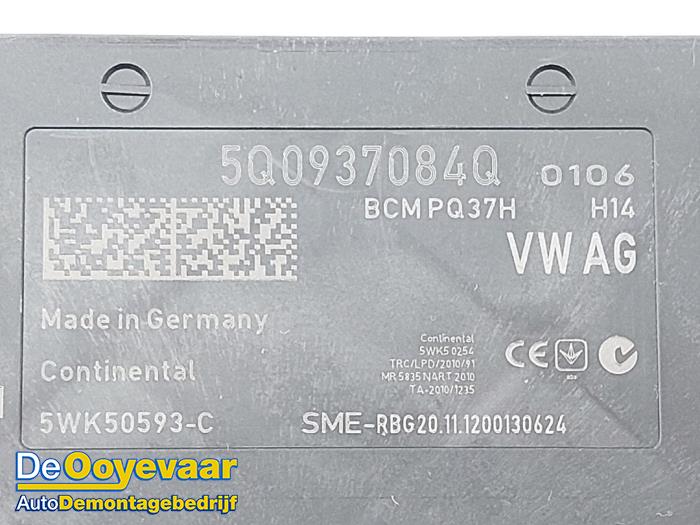 Computer Body Control van een Volkswagen Golf VII (AUA) 2.0 TDI 16V 2013