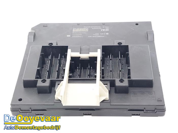 Computer Body Control van een Volkswagen Golf VII (AUA) 2.0 TDI 16V 2013
