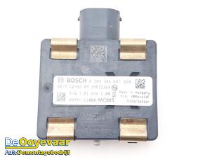 Gebruikte Radar sensor Kia Stonic (YB) 1.0i T-GDi 12V Eco-Dynamics+ Prijs € 175,00 Margeregeling aangeboden door Autodemontagebedrijf De Ooyevaar