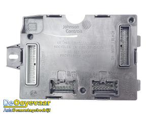 Gebruikte Computer Body Control Smart Forfour (453) 1.0 12V Prijs € 69,99 Margeregeling aangeboden door Autodemontagebedrijf De Ooyevaar