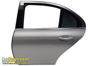 Gebruikte Deur 4Deurs links-achter Mercedes E (W213) E-200d 2.0 Turbo 16V Prijs € 299,99 Margeregeling aangeboden door Autodemontagebedrijf De Ooyevaar