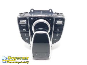 Gebruikte I-Drive knop Mercedes GLC AMG (X253) 3.0 43 AMG V6 Turbo 4-Matic Prijs € 249,99 Margeregeling aangeboden door Autodemontagebedrijf De Ooyevaar