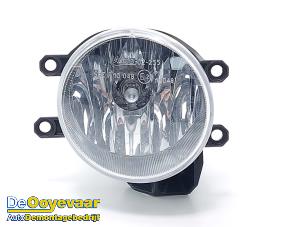 Gebruikte Mistlamp rechts-voor Peugeot 108 1.0 12V VVT-i Prijs € 19,99 Margeregeling aangeboden door Autodemontagebedrijf De Ooyevaar