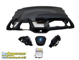 Gebruikte Airbag set + dashboard BMW i3 (I01) i3 120Ah Prijs € 1.249,99 Margeregeling aangeboden door Autodemontagebedrijf De Ooyevaar