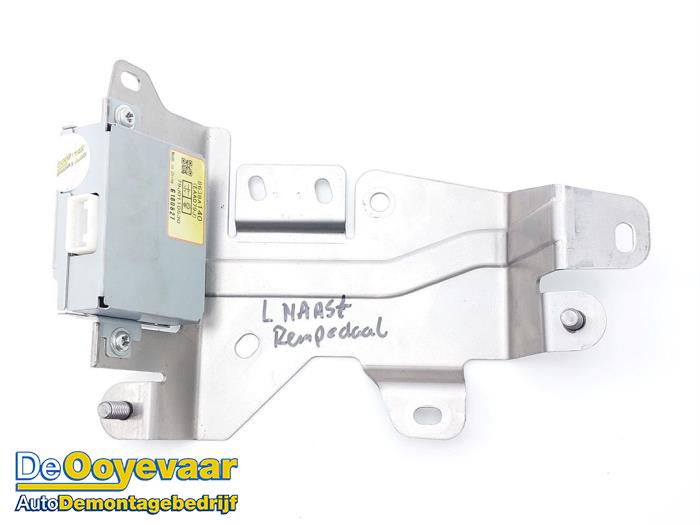 Alarm module van een Mitsubishi Outlander (GF/GG) 2.4 16V PHEV 4x4 2019