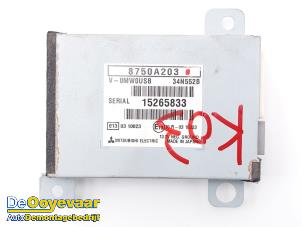 Gebruikte USB module Mitsubishi ASX 1.6 MIVEC 16V Prijs € 25,00 Margeregeling aangeboden door Autodemontagebedrijf De Ooyevaar