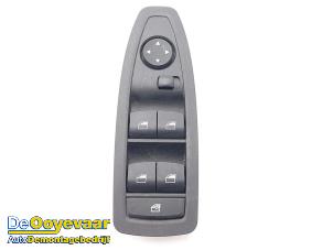 Gebruikte Raam schakelaar elektrisch BMW X2 (F39) xDrive 20d 2.0 16V Prijs € 29,99 Margeregeling aangeboden door Autodemontagebedrijf De Ooyevaar