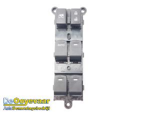 Gebruikte Raam schakelaar elektrisch Suzuki SX4 S-Cross (JY) 1.6 16V Prijs € 29,99 Margeregeling aangeboden door Autodemontagebedrijf De Ooyevaar