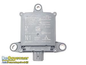 Gebruikte Dode hoek sensor Mitsubishi Eclipse Cross (GK/GL) 1.5 Turbo 16V 2WD Prijs € 149,99 Margeregeling aangeboden door Autodemontagebedrijf De Ooyevaar