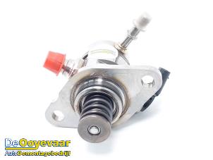 Gebruikte Hogedrukpomp Opel Crossland (X) 1.2 Turbo 12V Prijs € 149,99 Margeregeling aangeboden door Autodemontagebedrijf De Ooyevaar