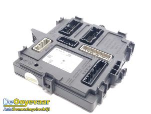 Gebruikte Module Bodycontrol Renault Zoé (AG) R135 Prijs € 79,99 Margeregeling aangeboden door Autodemontagebedrijf De Ooyevaar