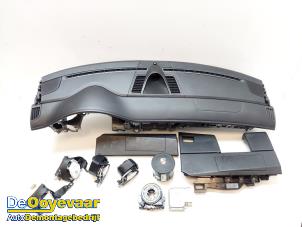 Gebruikte Airbag set + dashboard Porsche Panamera (970) 3.0 V6 24V S E-Hybrid Prijs € 749,99 Margeregeling aangeboden door Autodemontagebedrijf De Ooyevaar