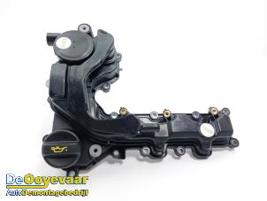 Gebruikte Kleppendeksel Citroen C3 Aircross I (2C/2R) 1.2 e-THP PureTech 110 Prijs € 69,99 Margeregeling aangeboden door Autodemontagebedrijf De Ooyevaar