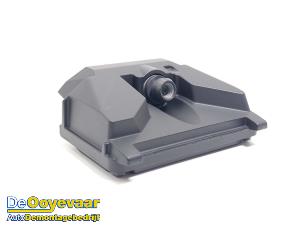 Gebruikte Camera voorzijde BMW 2 serie Gran Coupe (F44) 218i 1.5 TwinPower Turbo 12V Prijs € 159,99 Margeregeling aangeboden door Autodemontagebedrijf De Ooyevaar