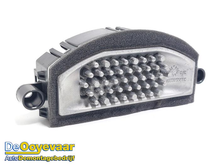 Kachel Weerstand van een BMW 2 serie Gran Coupe (F44) 218i 1.5 TwinPower Turbo 12V 2022