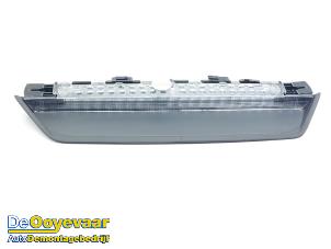 Gebruikte Extra Remlicht midden BMW 2 serie Gran Coupe (F44) 218i 1.5 TwinPower Turbo 12V Prijs € 49,99 Margeregeling aangeboden door Autodemontagebedrijf De Ooyevaar