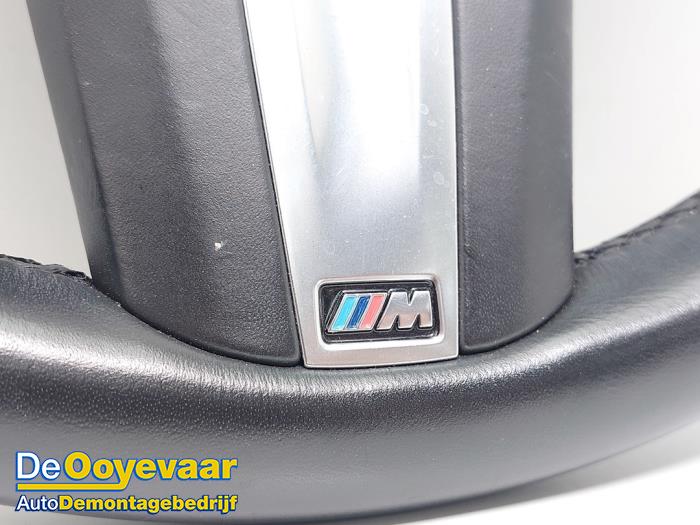 Stuurwiel van een BMW 2 serie Gran Coupe (F44) 218i 1.5 TwinPower Turbo 12V 2022
