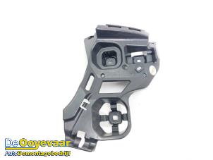 Gebruikte Bumpersteun rechts-achter BMW 2 serie Gran Coupe (F44) 218i 1.5 TwinPower Turbo 12V Prijs € 19,99 Margeregeling aangeboden door Autodemontagebedrijf De Ooyevaar