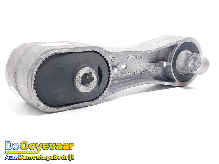 Motorsteun van een BMW 2 serie Gran Coupe (F44) 218i 1.5 TwinPower Turbo 12V 2022