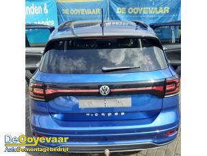 Gebruikte Achterklep Volkswagen T-Cross 1.5 TSI 16V Prijs € 499,99 Margeregeling aangeboden door Autodemontagebedrijf De Ooyevaar