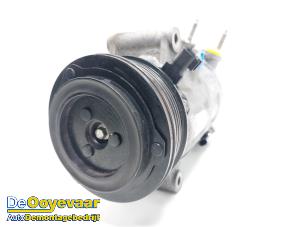 Gebruikte Aircopomp Ford Focus 4 Wagon 1.0 Ti-VCT EcoBoost 12V 100 Prijs € 49,99 Margeregeling aangeboden door Autodemontagebedrijf De Ooyevaar