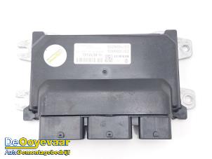 Gebruikte Computer Motormanagement Dacia Jogger 1.6 Hybrid 140 16V Prijs € 79,99 Margeregeling aangeboden door Autodemontagebedrijf De Ooyevaar