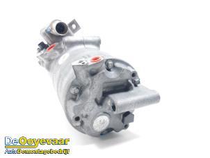 Gebruikte Aircopomp Mercedes C (W205) C-300 e 2.0 16V 4-Matic Prijs € 599,99 Margeregeling aangeboden door Autodemontagebedrijf De Ooyevaar