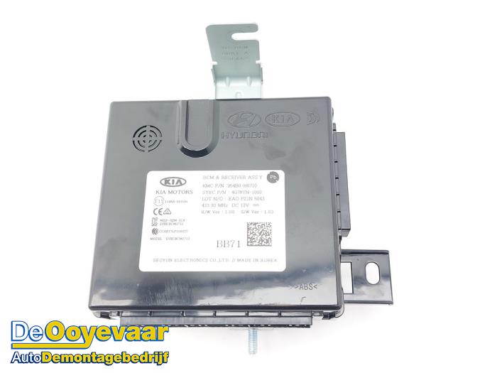 Gebruikte Computer Body Control Kia Stonic (YB) 1.0i T-GDi 12V Eco-Dynamics+ Prijs € 169,99 Margeregeling aangeboden door Autodemontagebedrijf De Ooyevaar