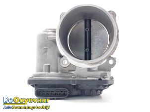 Gebruikte Gasklephuis Volvo V40 (MV) 1.5 T2 16V Geartronic Prijs € 25,00 Margeregeling aangeboden door Autodemontagebedrijf De Ooyevaar
