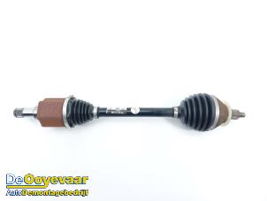 Gebruikte Homokineetas links-voor Seat Arona (KJX) 1.0 TSI 12V Prijs € 169,99 Margeregeling aangeboden door Autodemontagebedrijf De Ooyevaar