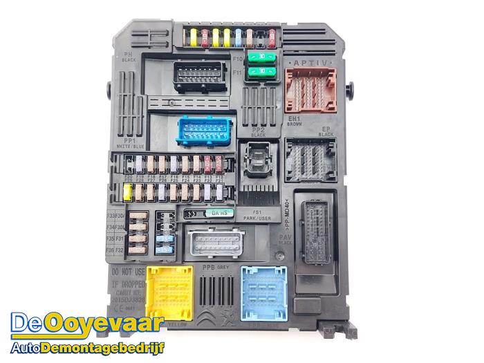 Gebruikte Computer Body Control Opel Corsa F (UB/UH/UP) 1.2 Turbo 12V 100 Prijs € 69,99 Margeregeling aangeboden door Autodemontagebedrijf De Ooyevaar