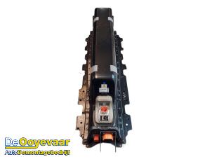 Gebruikte Accu (Hybride) Volvo XC60 II (UZ) 2.0 T8 16V Recharge, Twin Engine AWD Prijs € 1.499,99 Margeregeling aangeboden door Autodemontagebedrijf De Ooyevaar