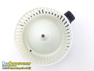 Gebruikte Kachel Ventilatiemotor Volvo XC60 II (UZ) 2.0 T8 16V Recharge, Twin Engine AWD Prijs € 39,99 Margeregeling aangeboden door Autodemontagebedrijf De Ooyevaar