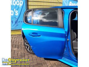 Gebruikte Portier 4Deurs rechts-achter Peugeot 208 II (UB/UH/UP) 1.2 Vti 12V PureTech 75 Prijs € 299,99 Margeregeling aangeboden door Autodemontagebedrijf De Ooyevaar