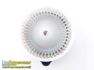 Gebruikte Kachel Ventilatiemotor Kia Proceed (CD) 1.5 T-GDI 16V Prijs € 39,99 Margeregeling aangeboden door Autodemontagebedrijf De Ooyevaar