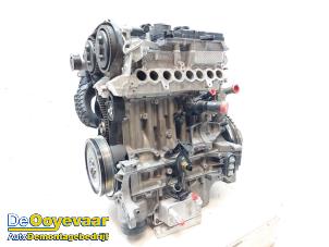 Gebruikte Motor Volvo XC60 II (UZ) 2.0 T8 16V Recharge, Twin Engine AWD Prijs € 2.699,99 Margeregeling aangeboden door Autodemontagebedrijf De Ooyevaar