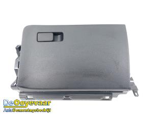 Gebruikte Dashboardkastje Kia Proceed (CD) 1.5 T-GDI 16V Prijs € 49,99 Margeregeling aangeboden door Autodemontagebedrijf De Ooyevaar