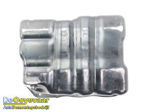 Gebruikte Carterpan Mitsubishi Outlander (GF/GG) 2.0 16V PHEV 4x4 Prijs € 69,99 Margeregeling aangeboden door Autodemontagebedrijf De Ooyevaar