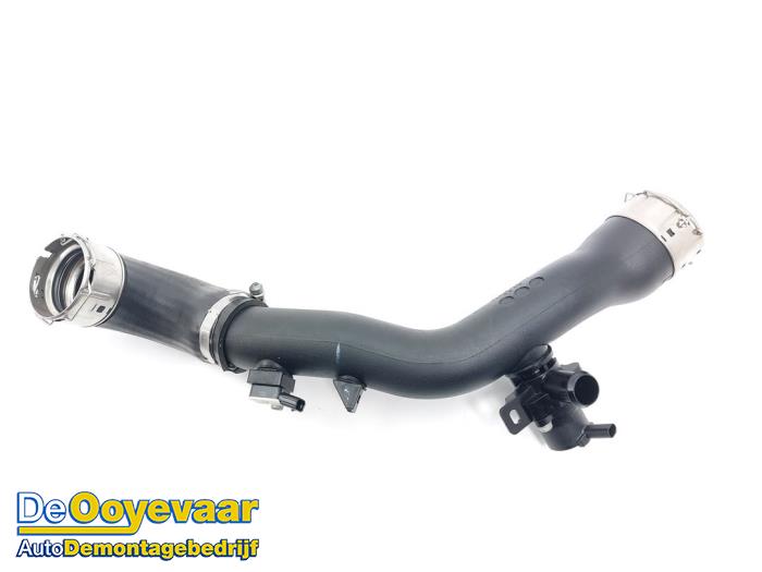 Gebruikte Intercooler Buis Kia Proceed (CD) 1.5 T-GDI 16V Prijs € 169,99 Margeregeling aangeboden door Autodemontagebedrijf De Ooyevaar
