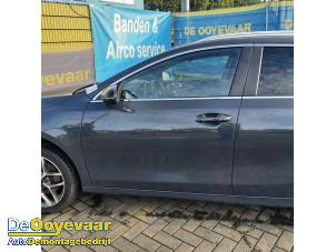 Gebruikte Portier 4Deurs links-voor Kia Ceed Sportswagon (CDF) 1.0i T-GDi 12V Prijs € 649,99 Margeregeling aangeboden door Autodemontagebedrijf De Ooyevaar