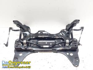 Gebruikte Subframe Volvo XC40 (XZ) 2.0 D3 16V Prijs € 439,99 Margeregeling aangeboden door Autodemontagebedrijf De Ooyevaar