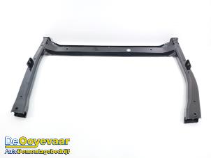 Gebruikte Radiateurbalk Lynk &amp; Co 01 1.5 PHEV Prijs € 149,99 Margeregeling aangeboden door Autodemontagebedrijf De Ooyevaar