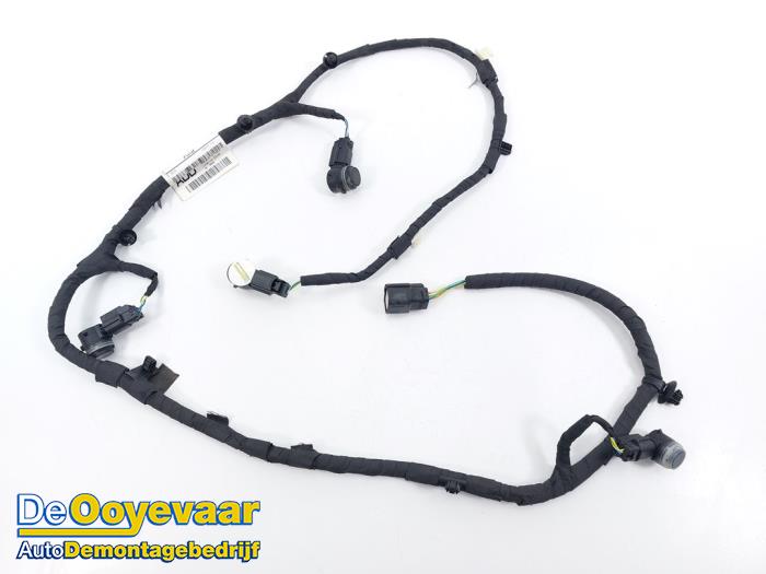 PDC kabelboom van een Ford Puma 1.0 Ti-VCT EcoBoost mHEV 12V 2022